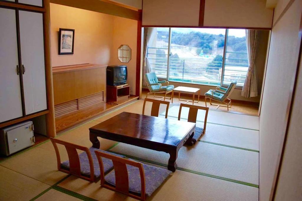 Hotel Green Squalle Sekigane Kurayoshi Exteriér fotografie