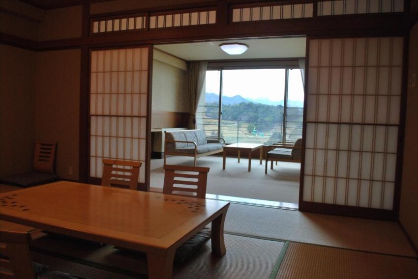 Hotel Green Squalle Sekigane Kurayoshi Exteriér fotografie
